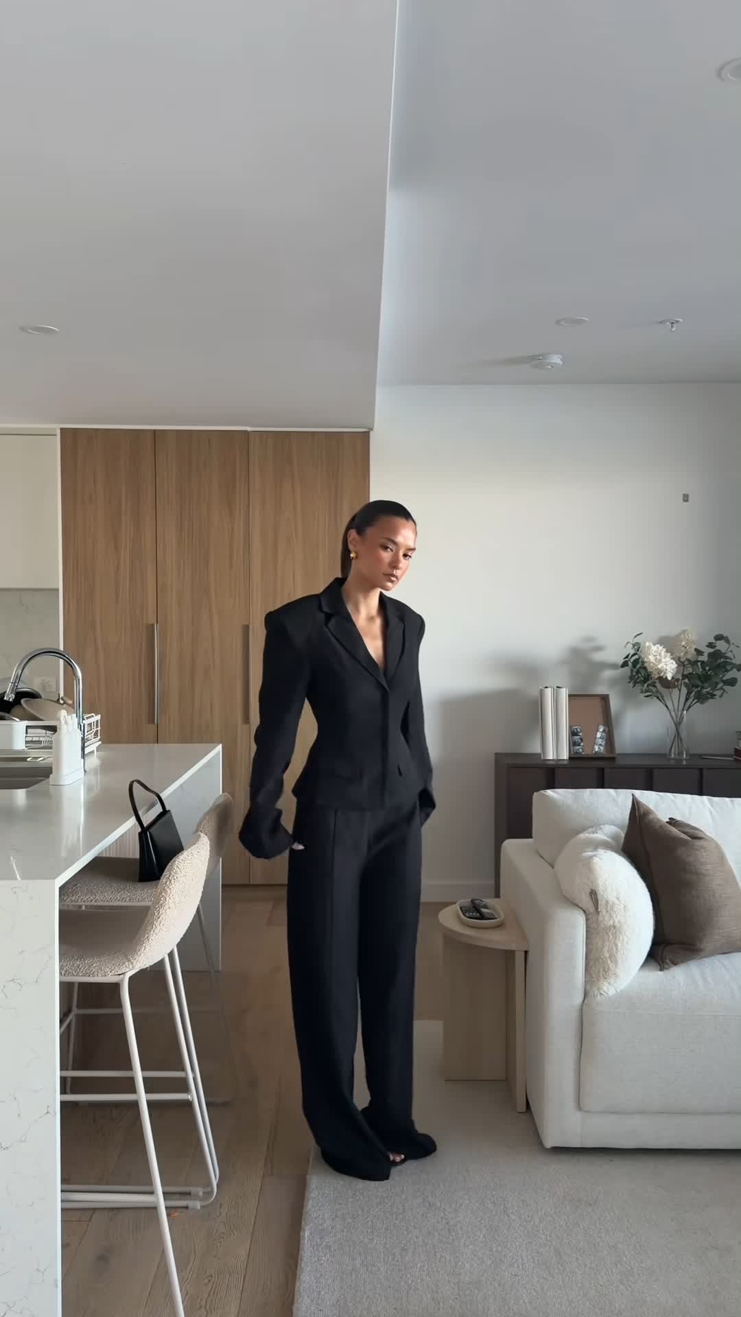 Zweiteiliger Hosenanzug mit Oversize-Blazer und Hose mit weitem Bein