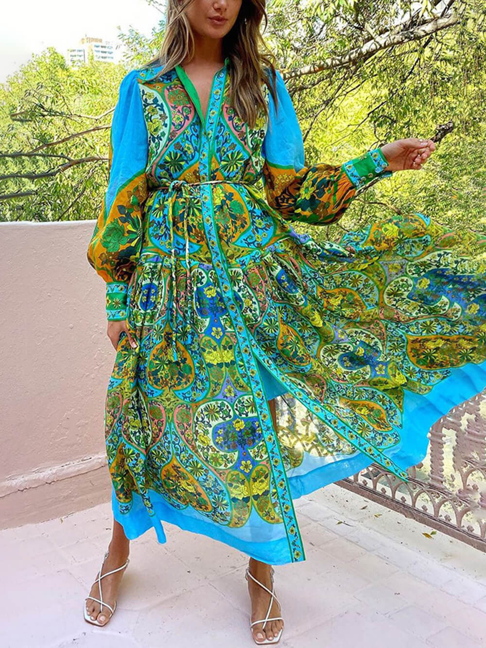Robe cardigan à imprimé ethnique, à revers à lacets et manches longues