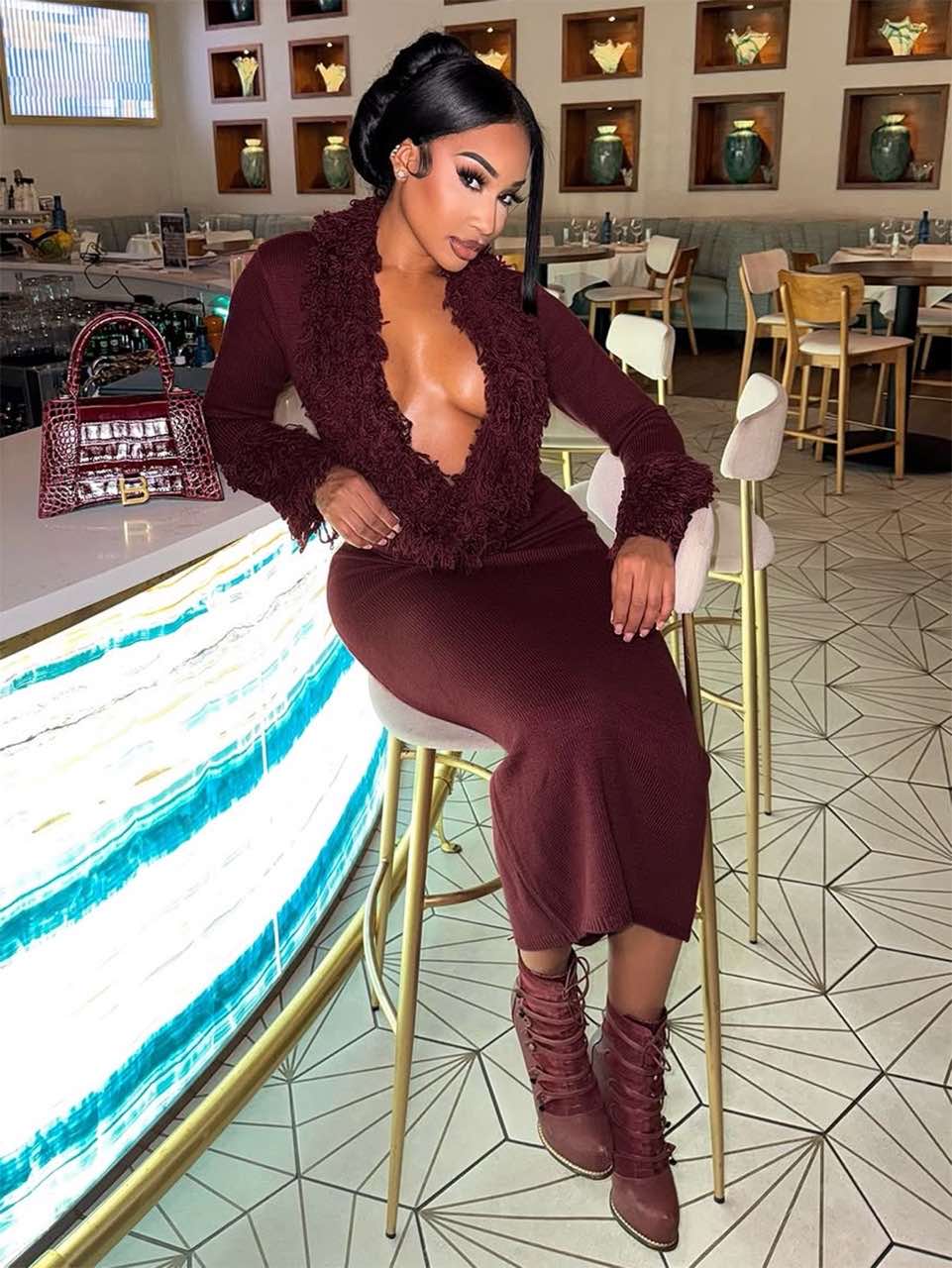 Burgundy Ribbed Knit Midi Dress – Plush Faux Fur Trim Deep V-Neck & Cuffs