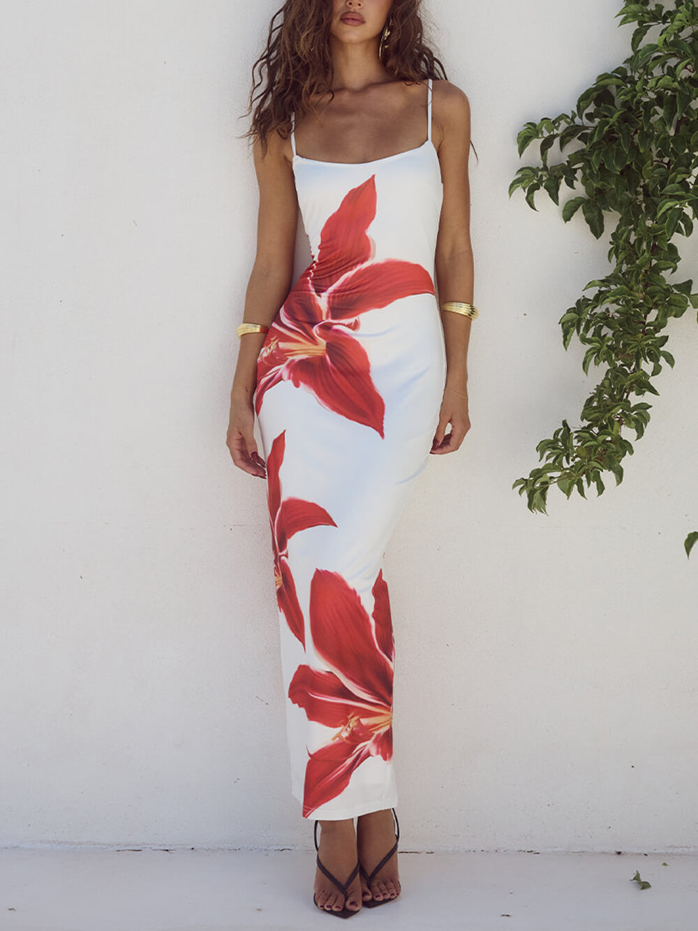 Vestido maxi inesquecível com padrão floral abstrato