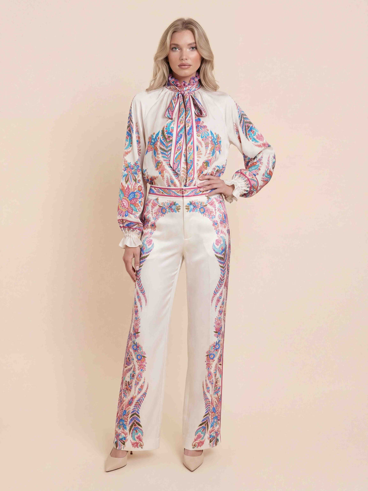 Exquisite Satin-Hose mit weitem Bein und Paisleymuster