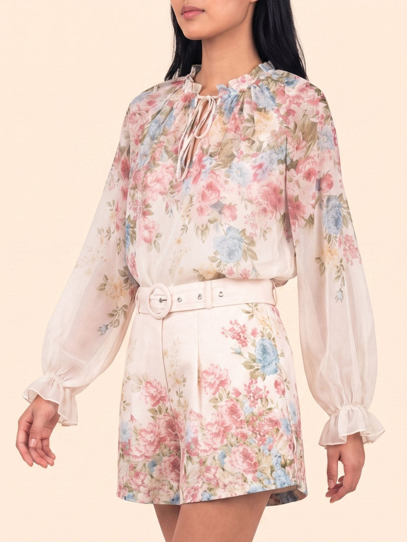 Exquisites Set aus langärmligem Chiffonhemd mit Blumenprint und Shorts
