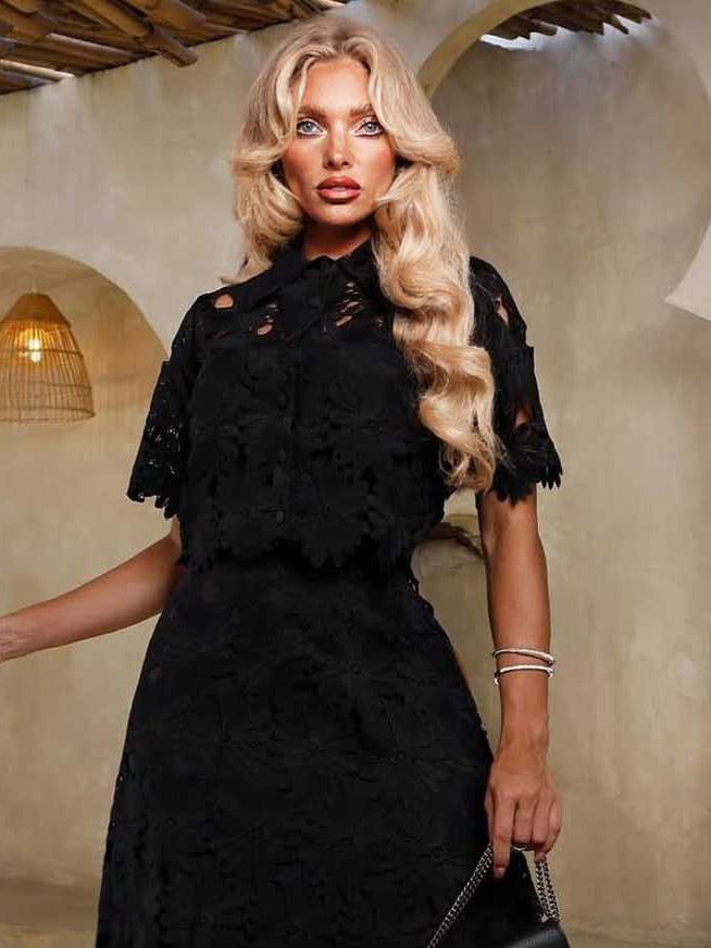 Falda midi elegante de encaje