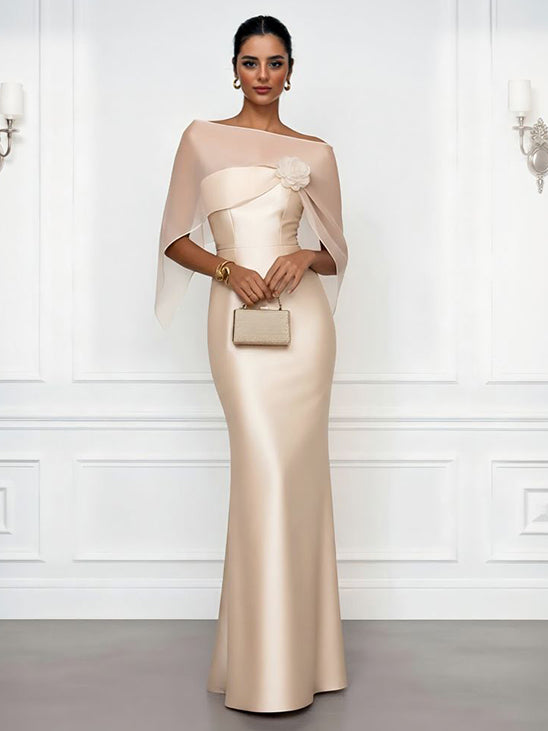 Elegante vestido largo de satén estilo sirena con chal