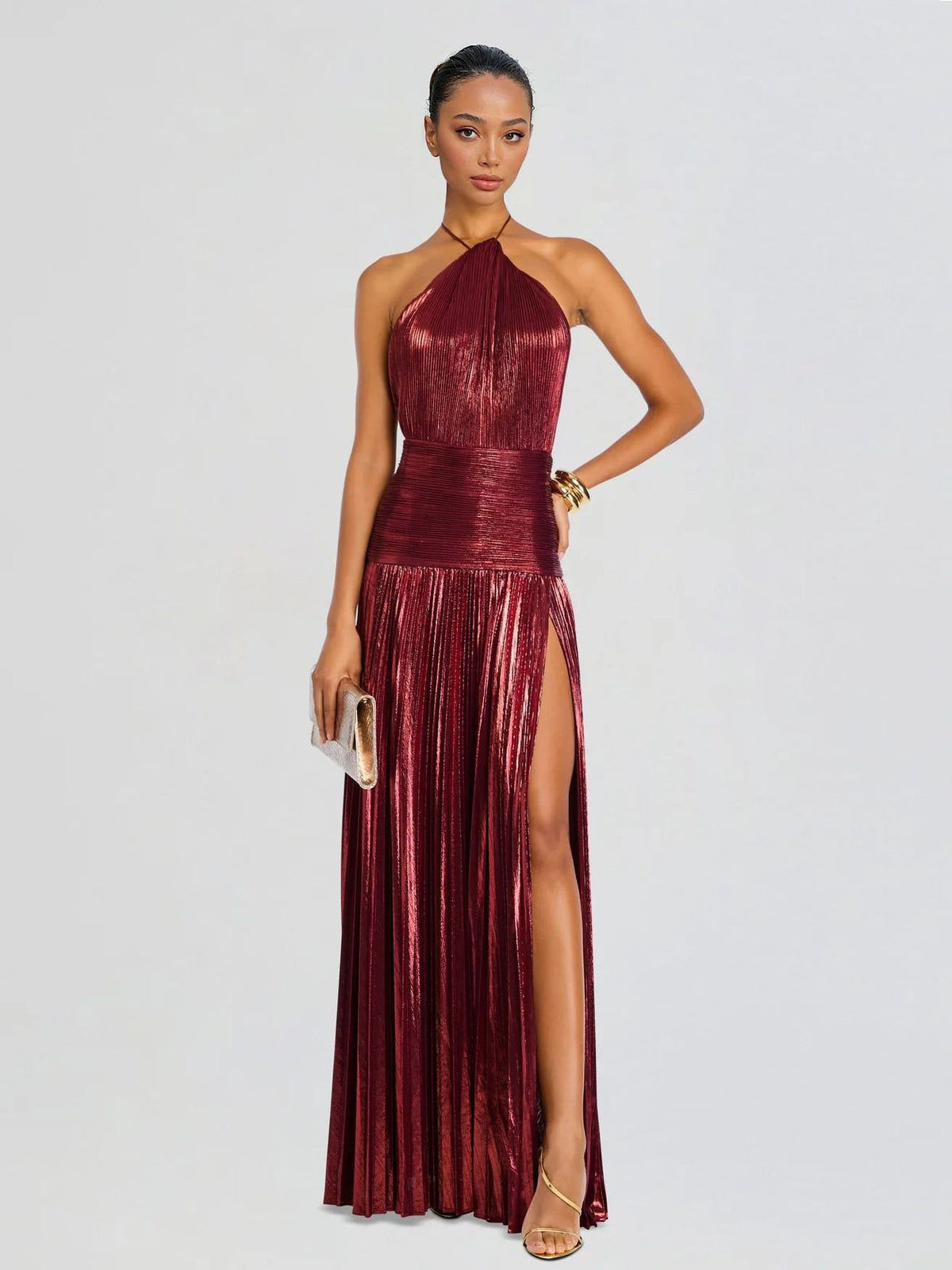 Elegantes Maxikleid mit Metallic-Plisseefalten und Neckholder