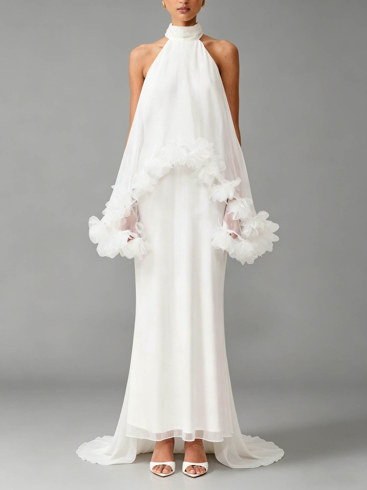 Klares Maxikleid aus Chiffon mit Rüschen und floralen Applikationen