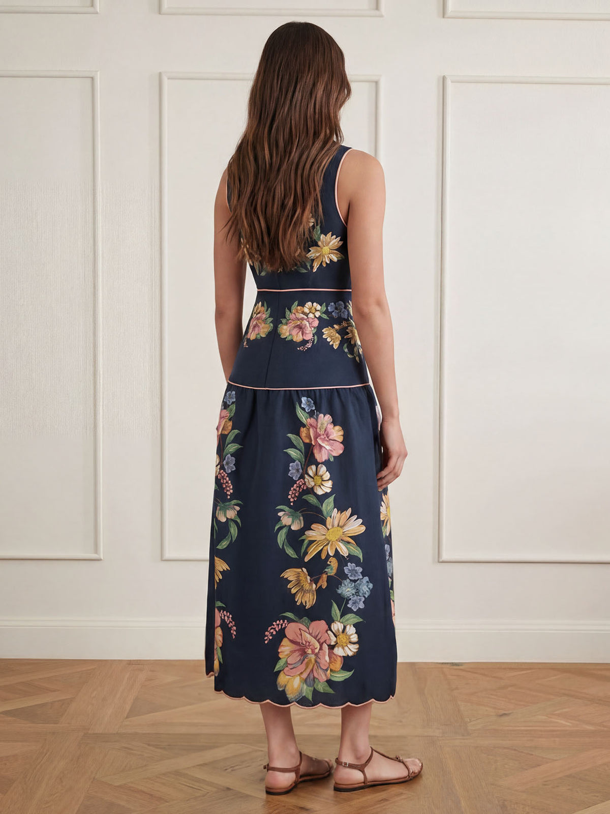Exquisites ärmelloses Midikleid mit V-Ausschnitt und Blumenprint