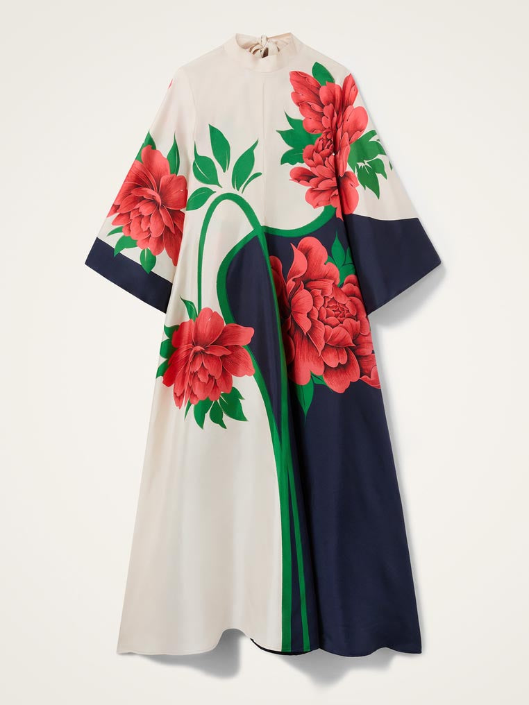 Vestido maxi elegante com mangas evasé e estampado floral