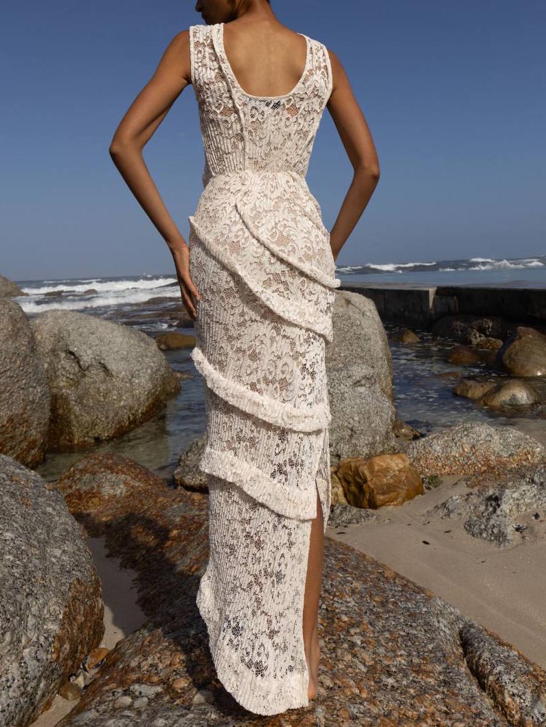Vestido largo elegante ajustado de encaje con volantes