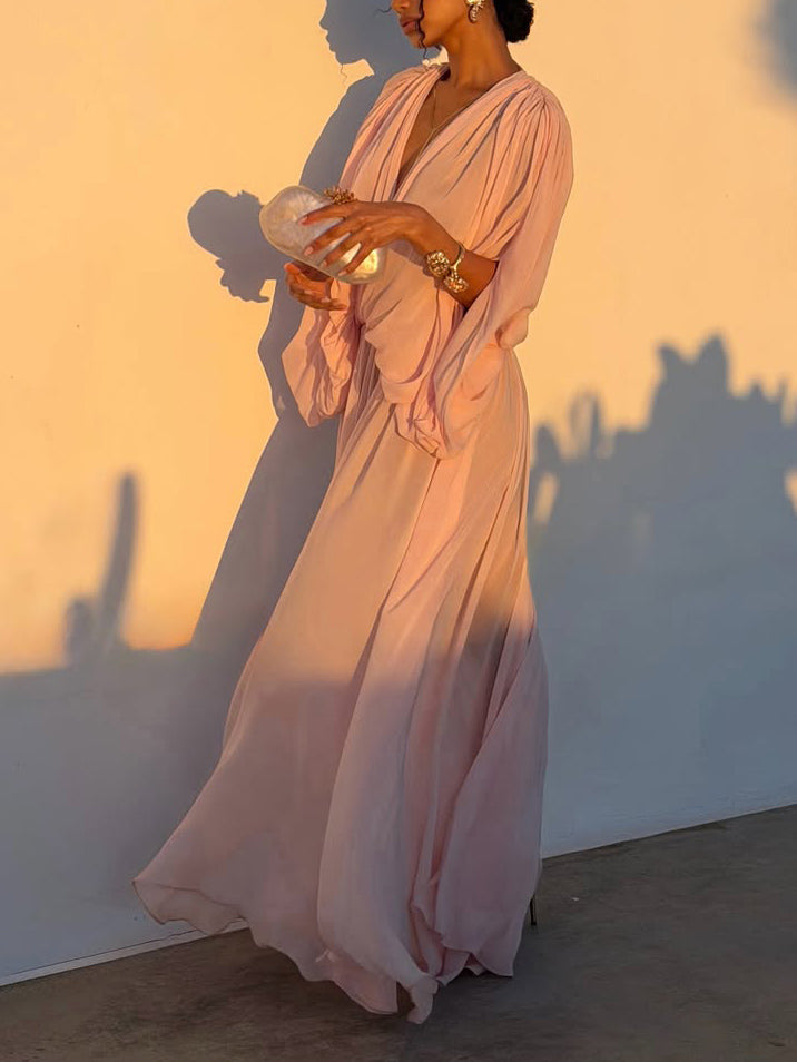 Elegantes, fließendes Chiffon-Maxikleid