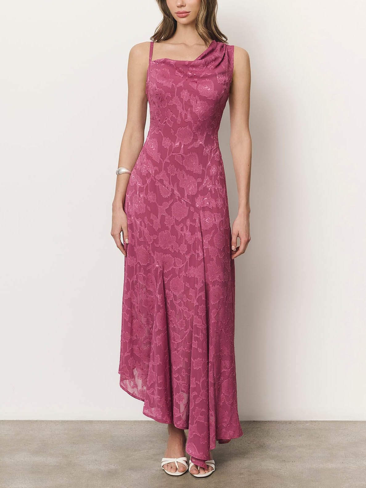 Abito lungo elegante monospalla asimmetrico in jacquard floreale