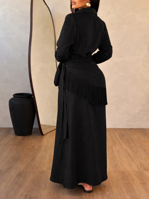 Lässiges Maxikleid im Wickelstil mit Fransen und Knopfleiste
