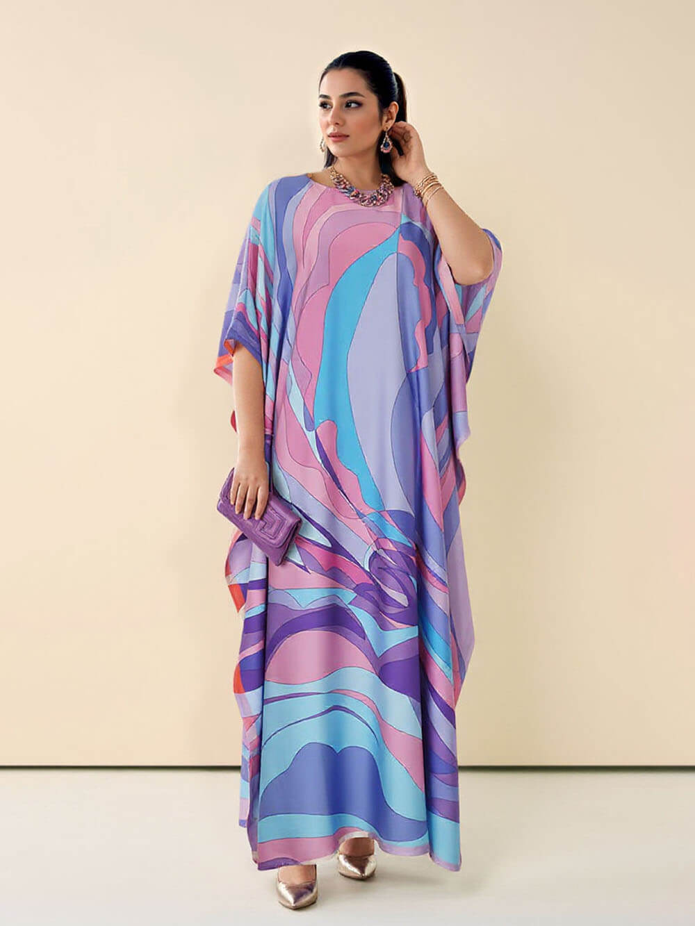 Klassisches Maxikleid mit Print im Kaftan-Kimono-Stil