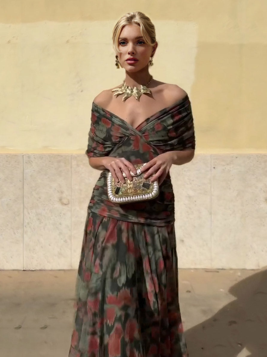 Elegantes plissiertes Mesh-Maxikleid mit Aquarellprint
