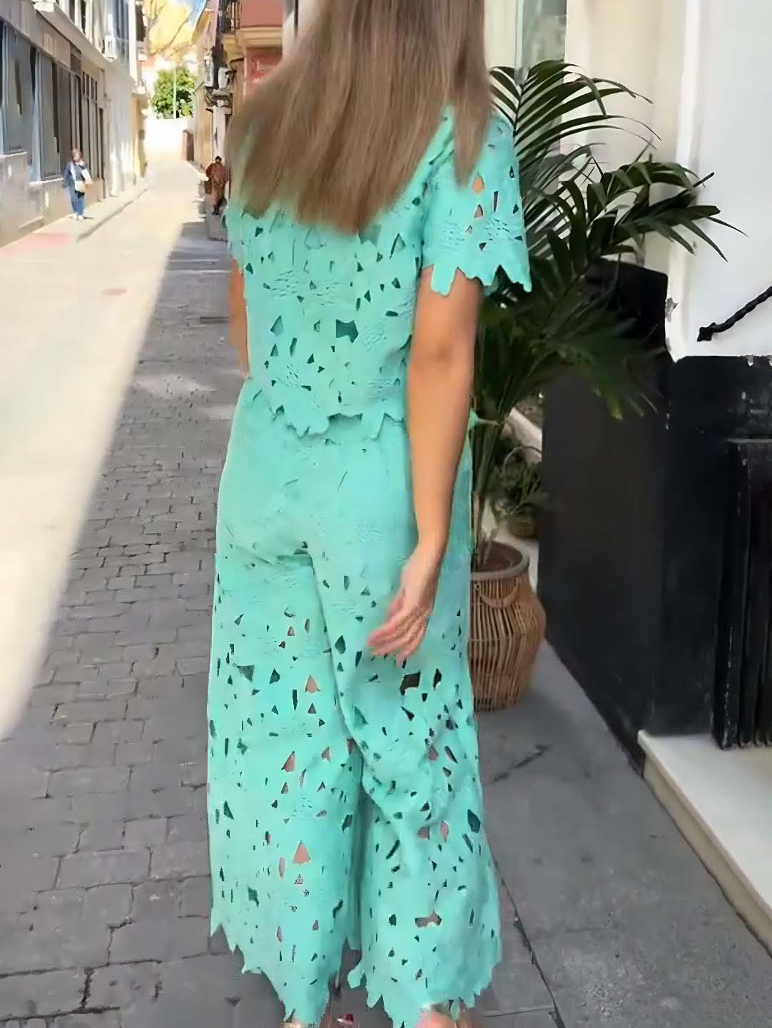 Pantaloni casual a gamba larga con inserti in pizzo