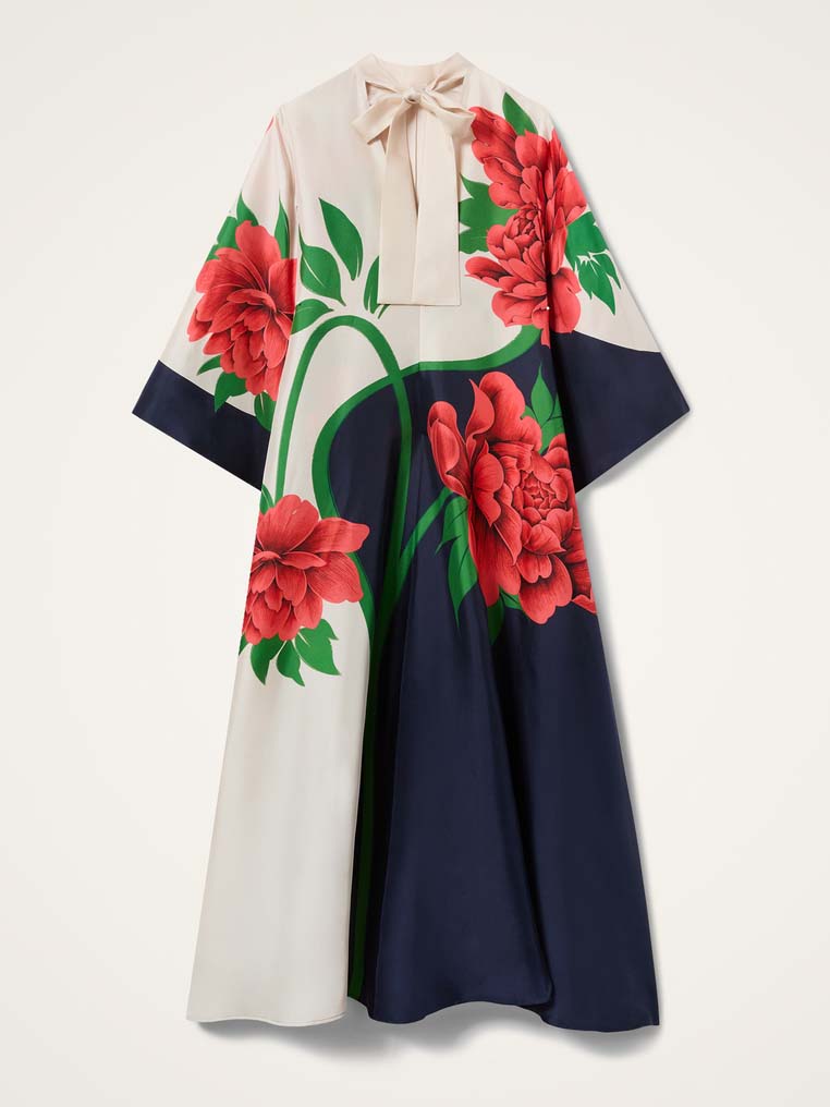 Vestido maxi elegante com mangas evasé e estampado floral