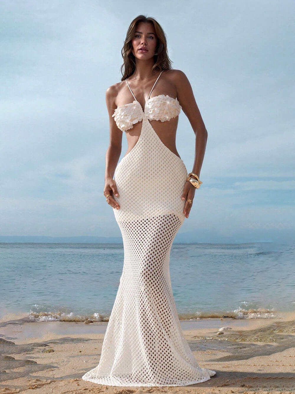 Abito lungo sexy con paillettes e schiena scoperta a forma di petali