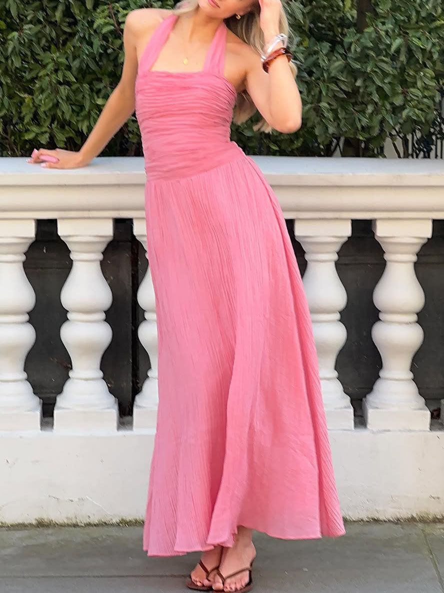 Robe longue élégante fluide à col licou et taille froncée