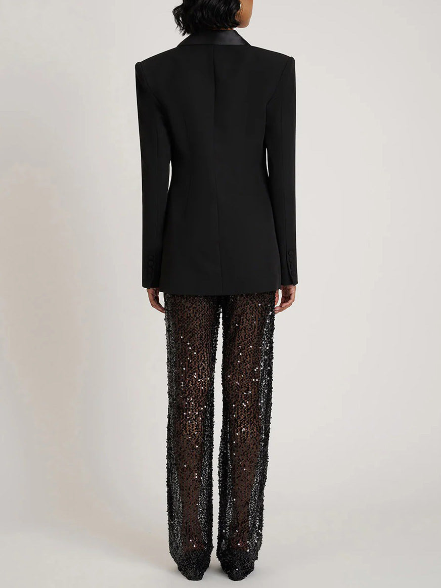 Elegante blazer doppiopetto in raso con revers