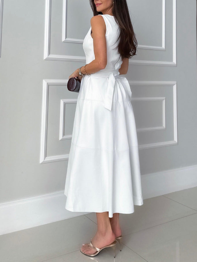 Elegantes ärmelloses Midikleid in Lederoptik