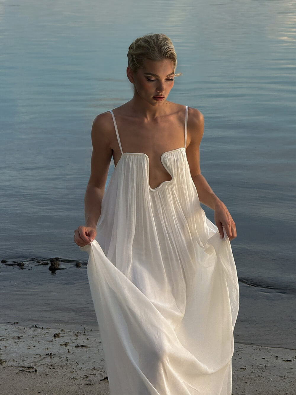 Fashion Flowy Chiffon Plunging Chest Cutout Slip Loose Maxi Dress