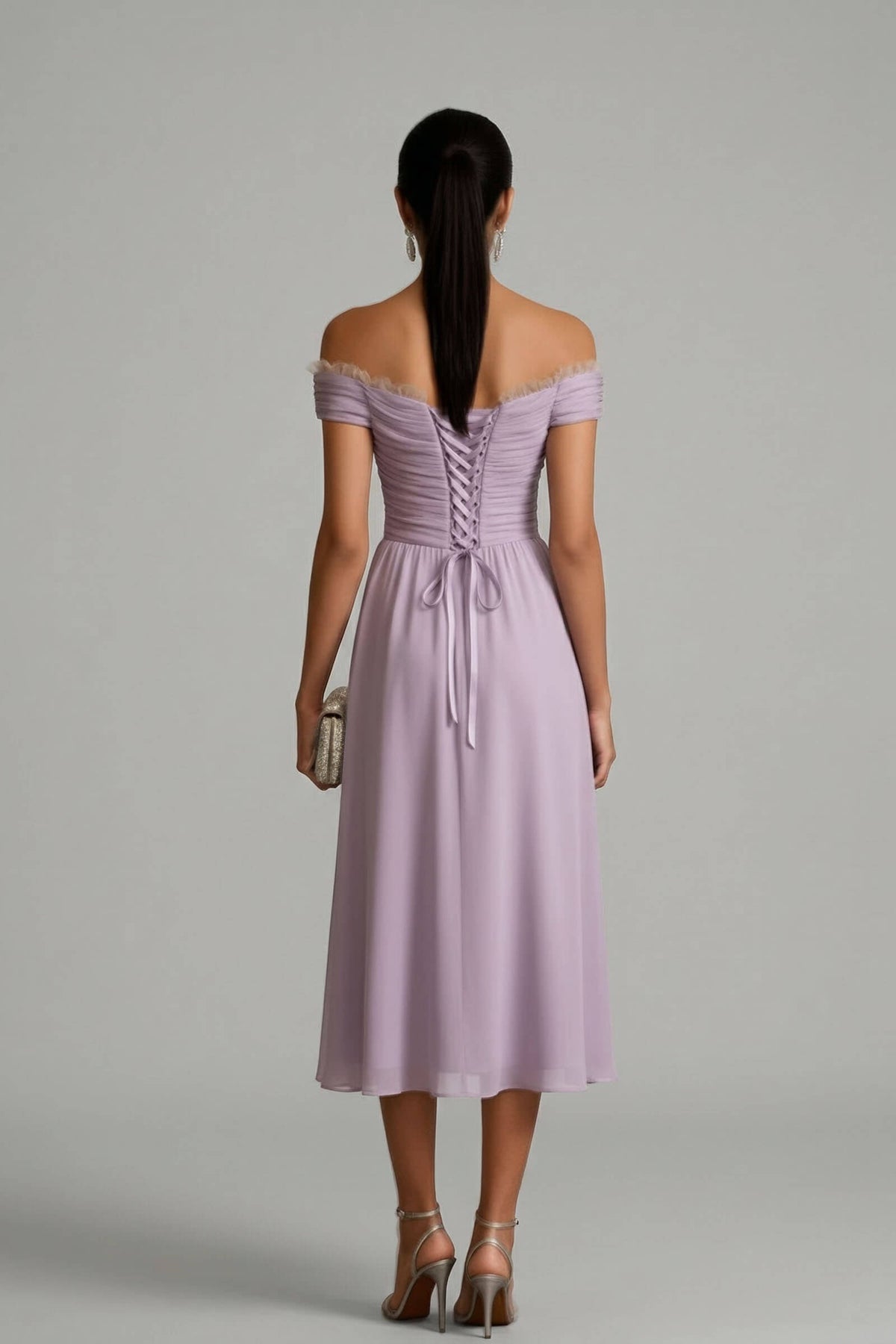 Elegantes ärmelloses A-Linien-Midikleid aus Chiffon mit Schößchen, Falten und Carmen-Ausschnitt