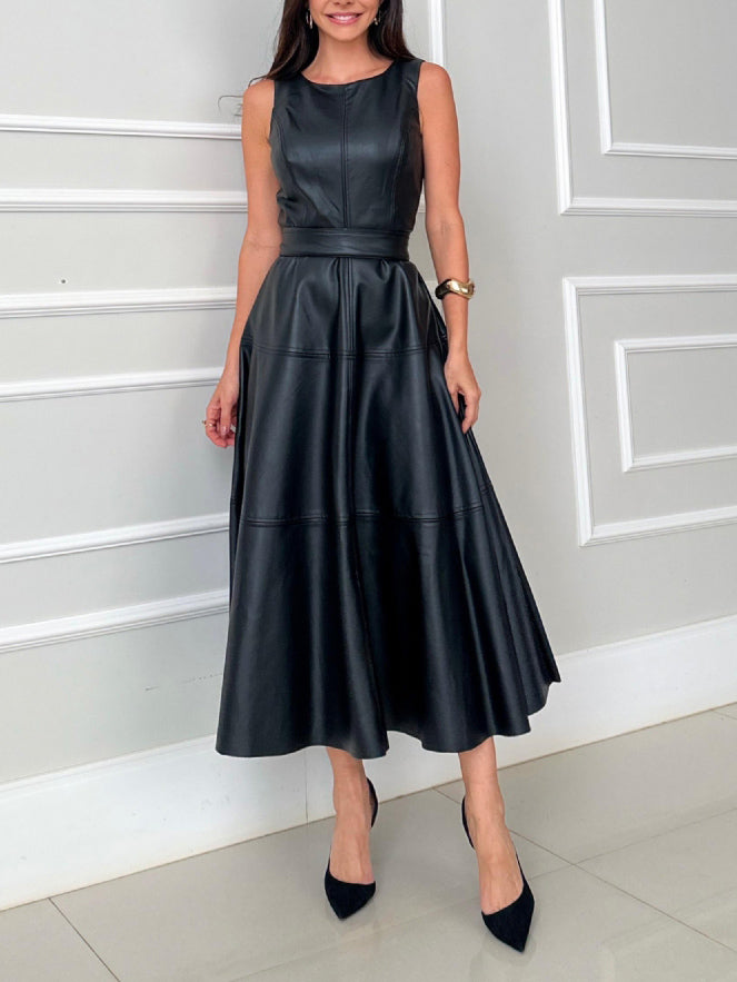 Elegantes ärmelloses Midikleid in Lederoptik