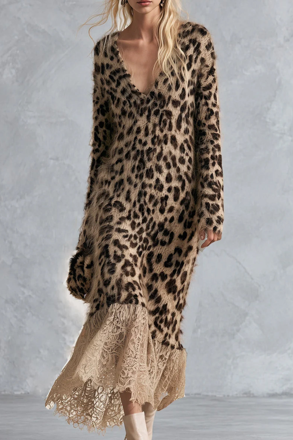 Lace Hem Long-haired Leopard Print V-neck Knit Maxi Dress