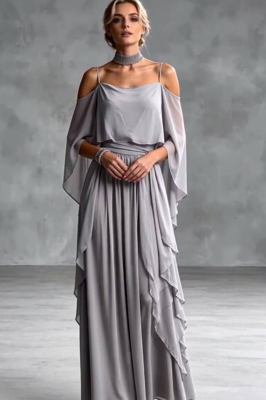 Vestido de alças com ombros descobertos e cintura subida
