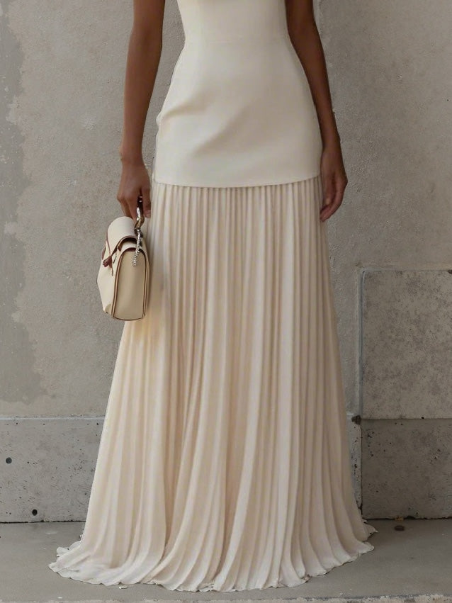 Robe longue élégante plissée à encolure bateau classique