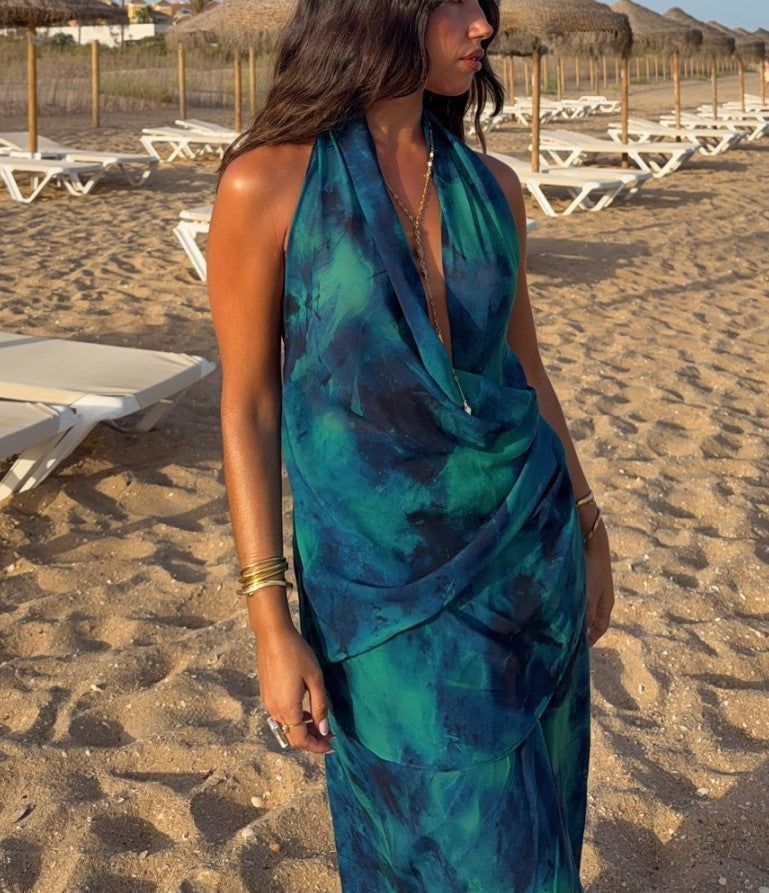 Maxikleid mit Neckholder, Wasserfallausschnitt und Batikmuster