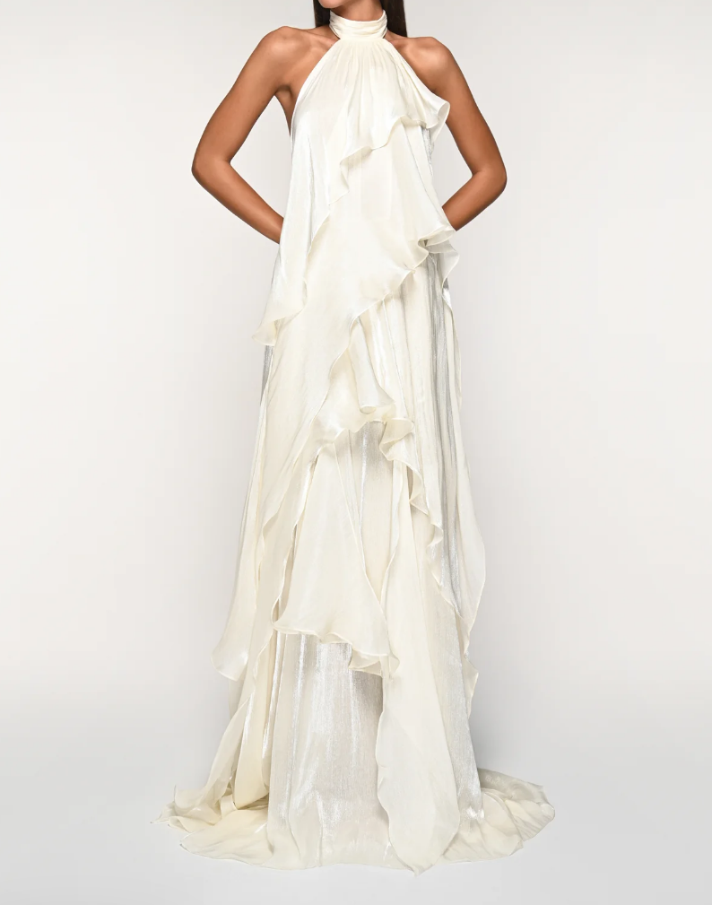 Vestido de noite comprido em chiffon, sem mangas, com decote halter, folhos e brilho, para convidadas de casamento