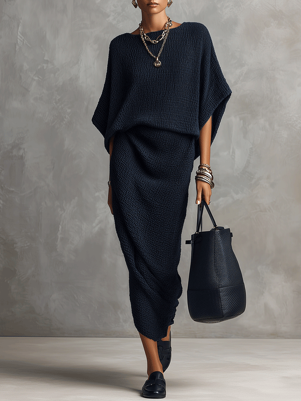 Robe longue bleu marine à la coupe décontractée et à la texture bohème