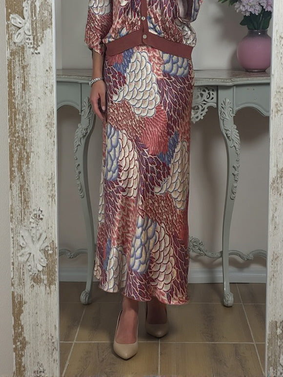 Eleganter Vintage-Satinrock mit Blumenprint und Fischschwanz-Saum