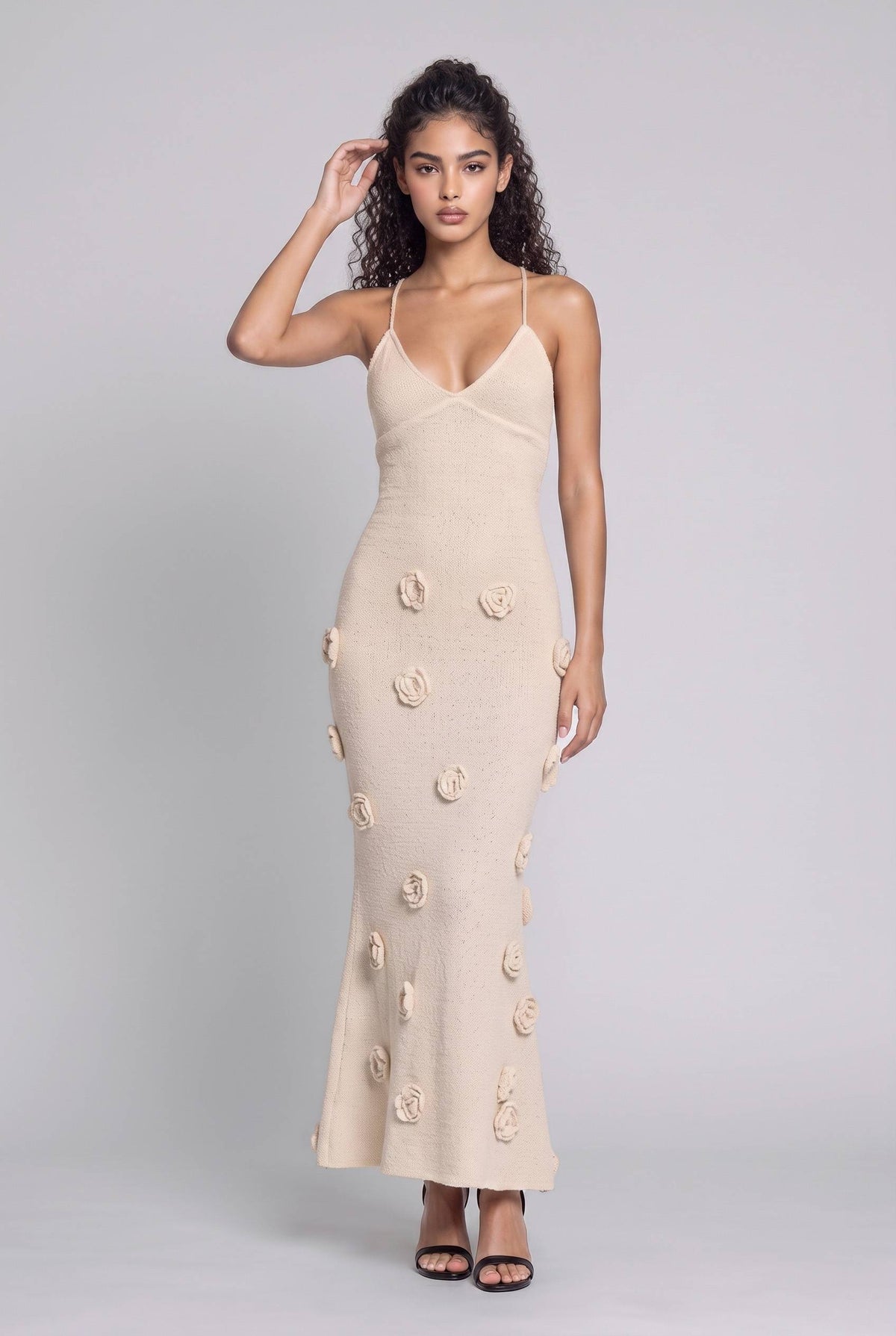 Vestido maxi de malha com alças florais