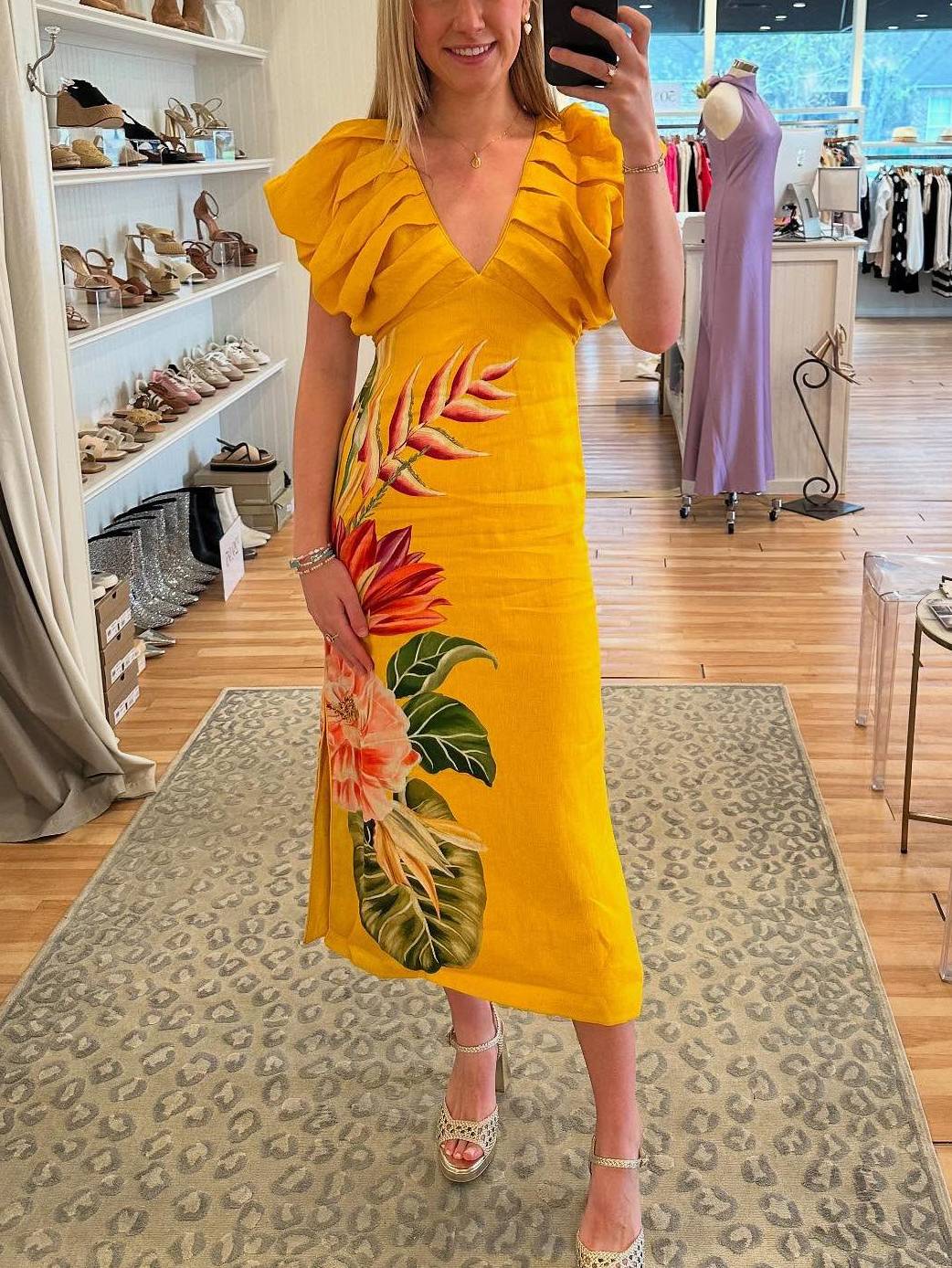 Plissiertes Kleid mit V-Ausschnitt und Print