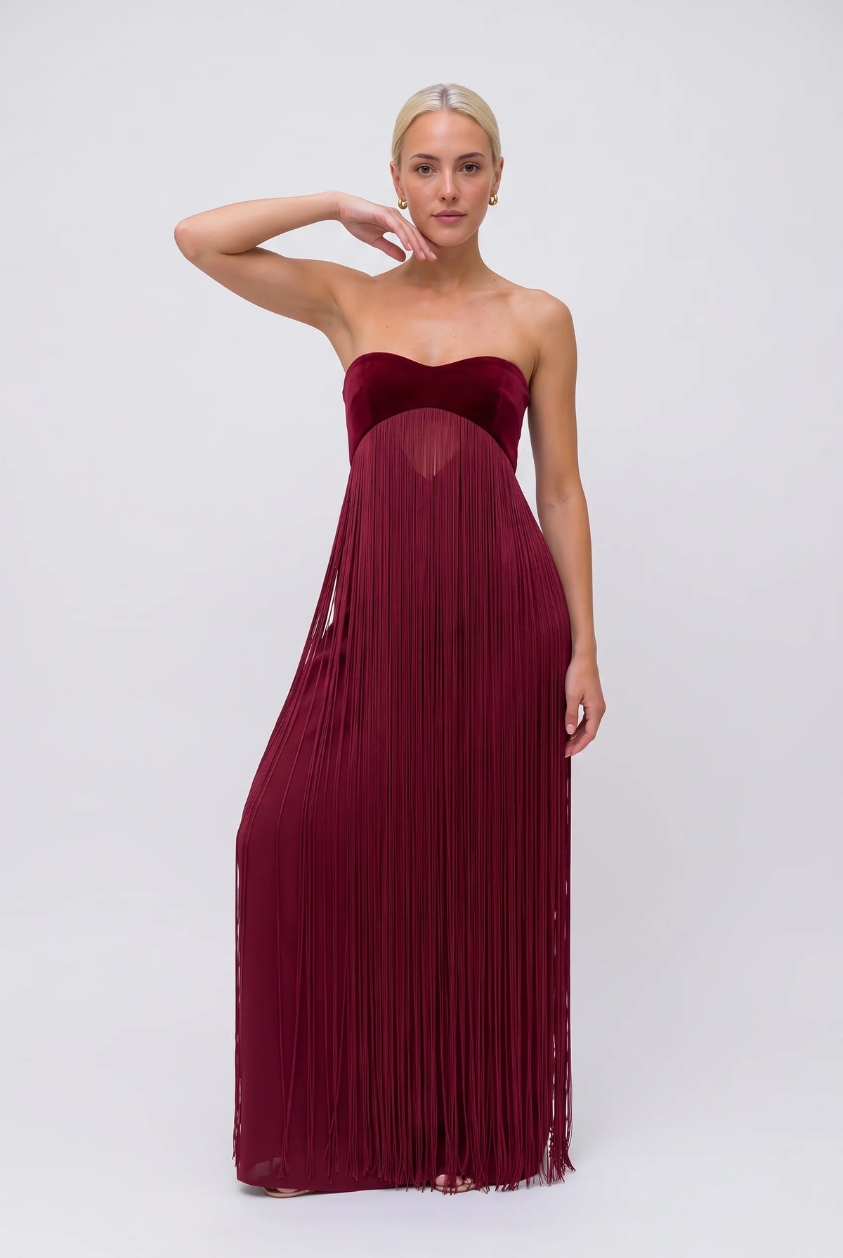 Robe de soirée longue bordeaux bustier avec superposition à franges