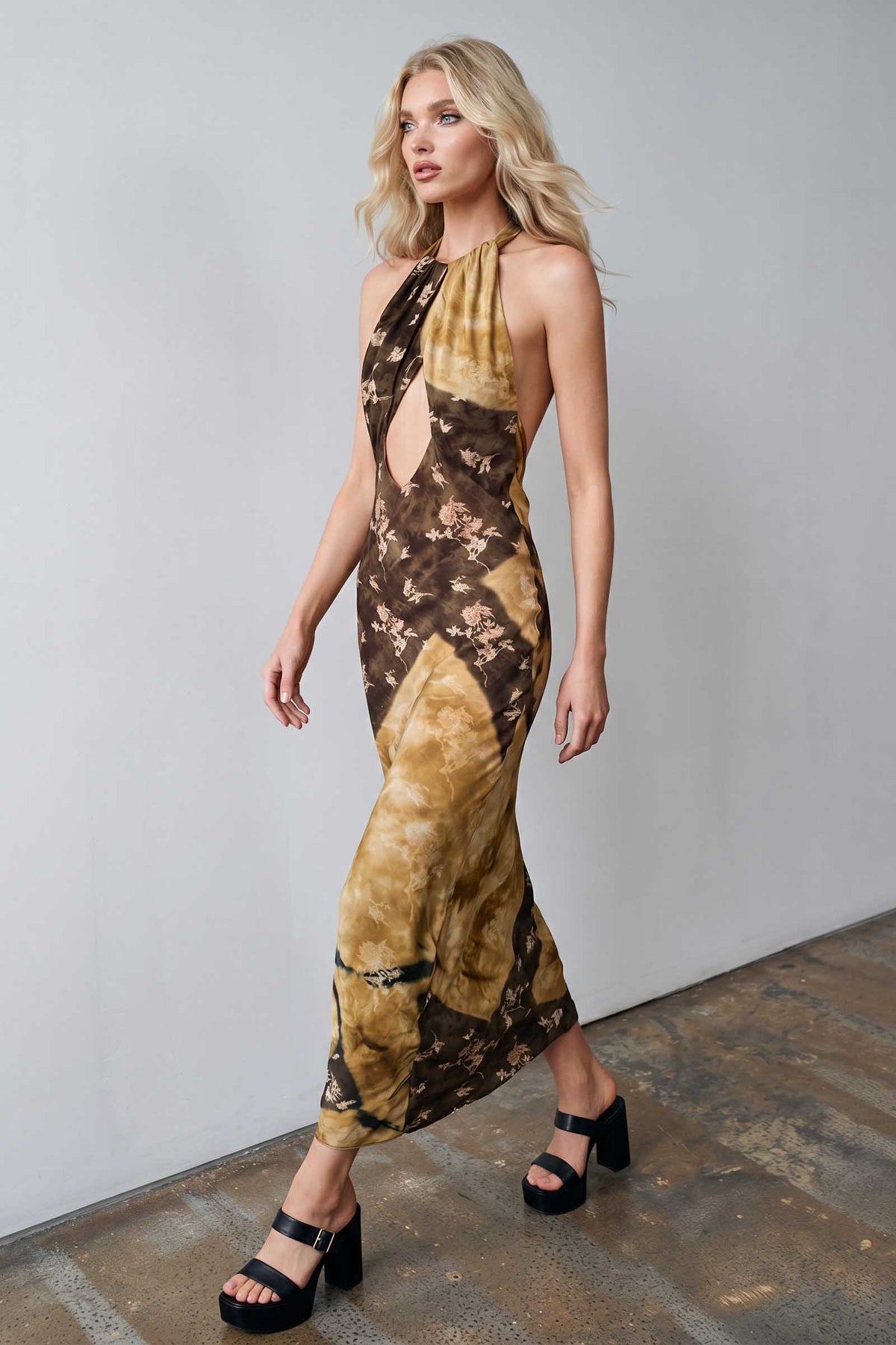 Halter-Neck Printed Maxi Dress