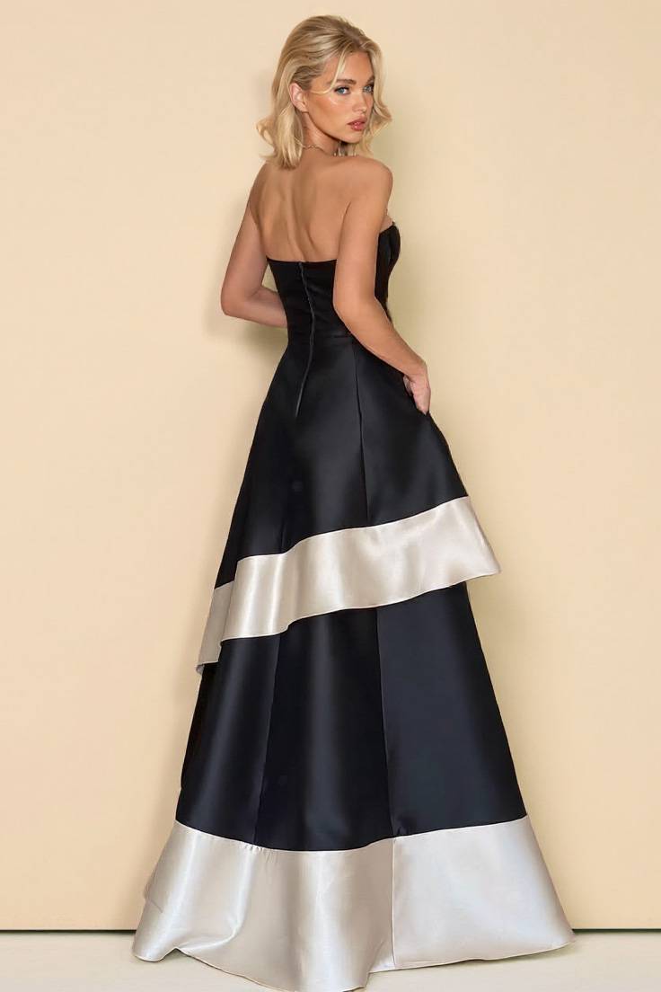 Robe longue bustier trapèze à taille haute et coloris contrastés