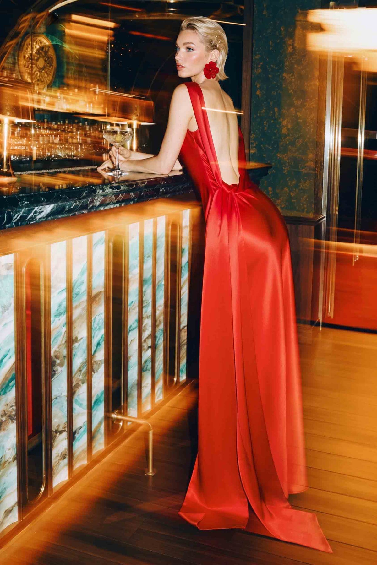 Maxikleid mit offenem Rücken und Schnürung
