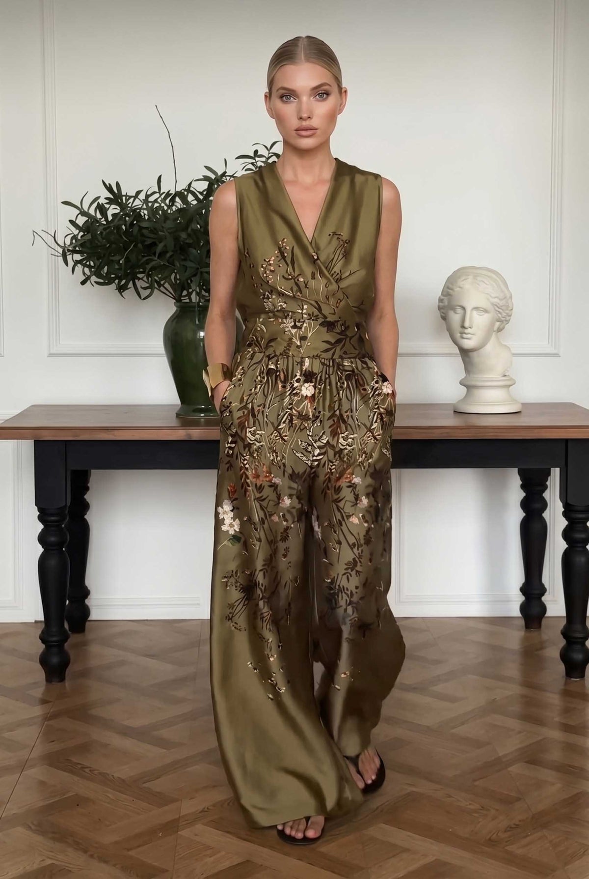 Set aus Oberteil mit Schnürung und Hose mit weitem Bein und Print