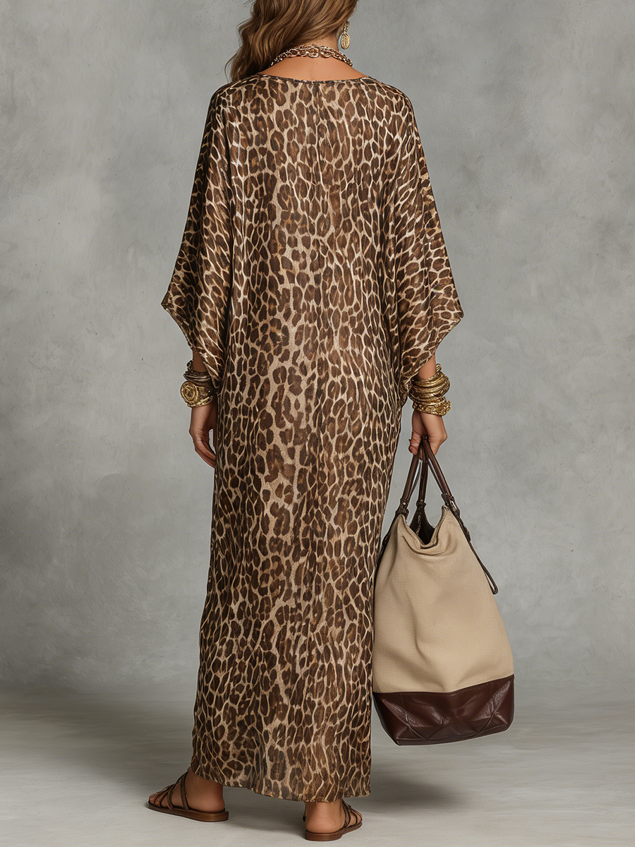 Maxivestido sofisticado con estampado de leopardo y frente retorcido