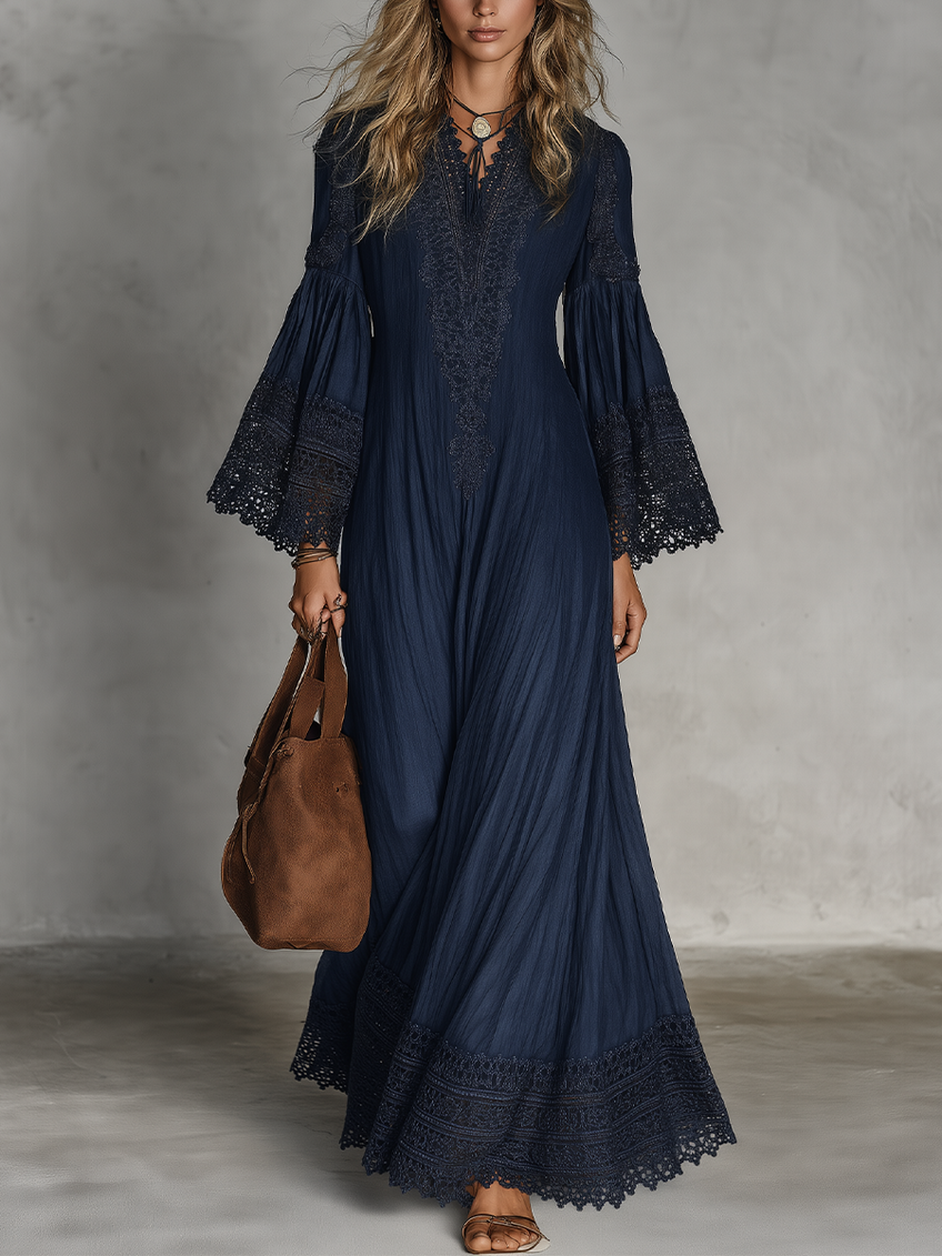 Maxivestido bohemio con ribete de encaje y mangas acampanadas