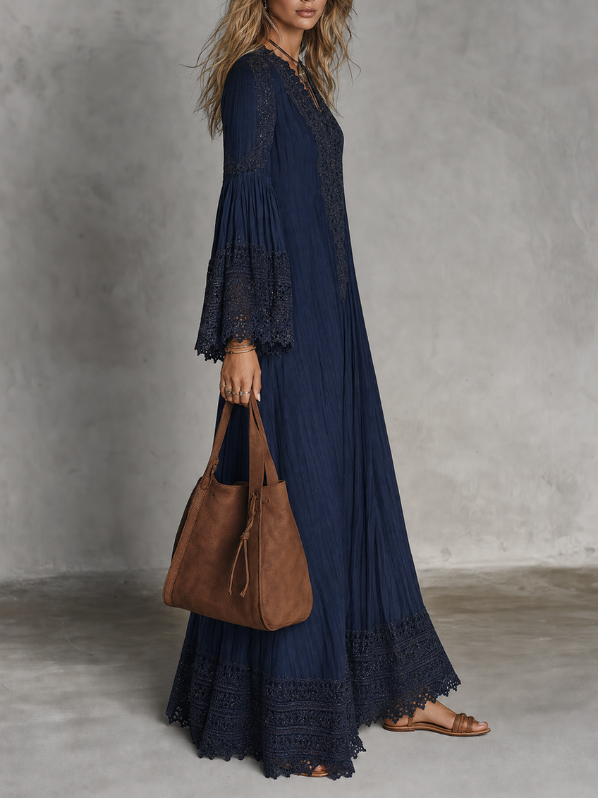 Maxivestido bohemio con ribete de encaje y mangas acampanadas