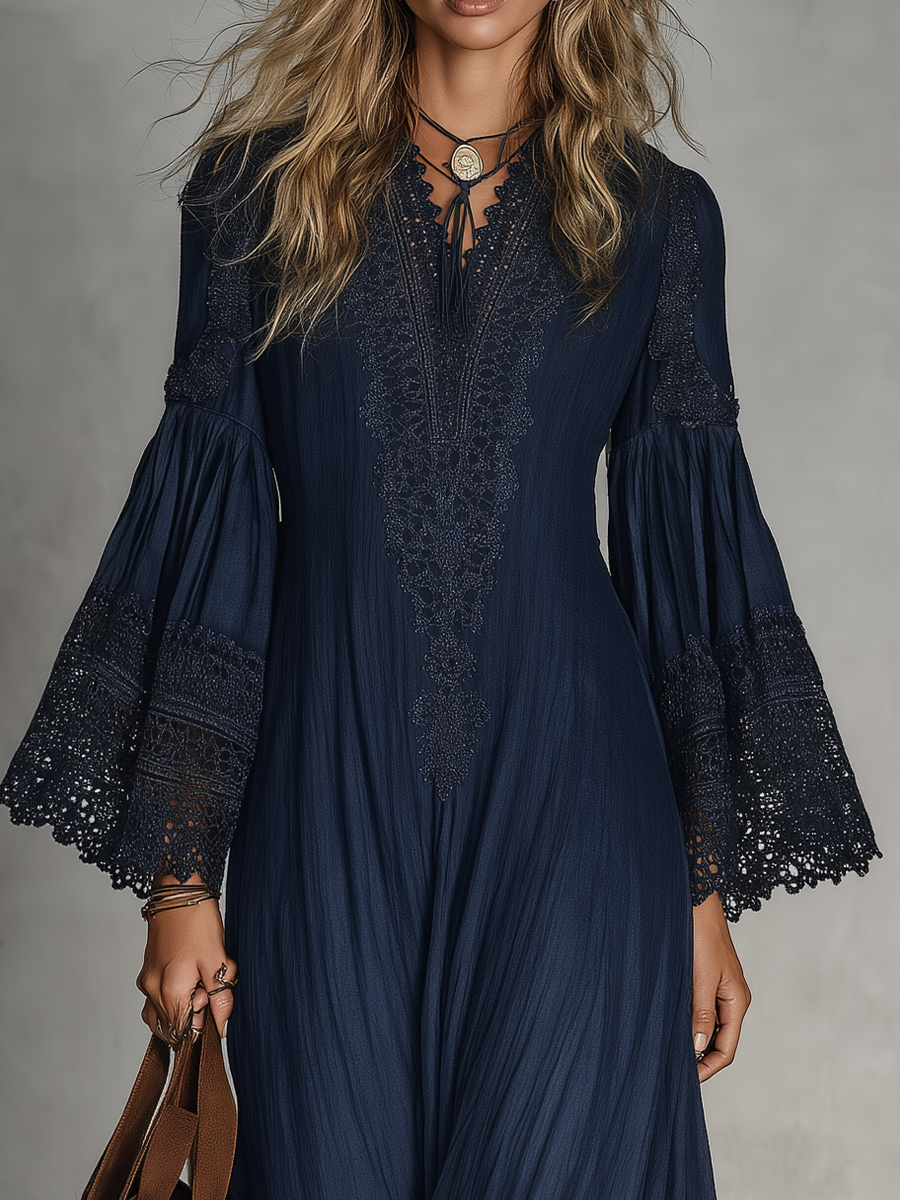 Maxivestido bohemio con ribete de encaje y mangas acampanadas