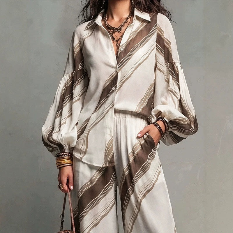 Completo due pezzi retrò con camicia a righe dalle maniche a palloncino e pantaloni a gamba larga