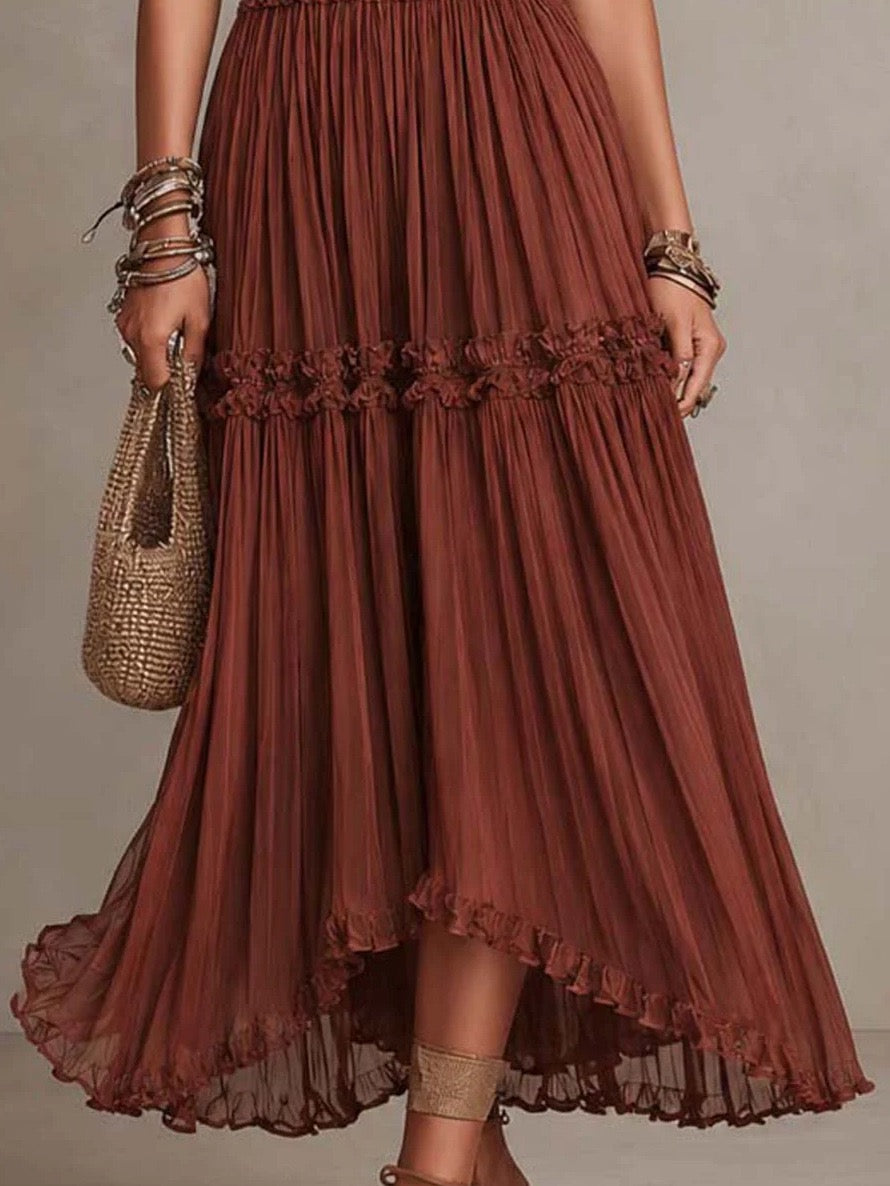 Abito lungo bohémien rosso ruggine con scollo all’americana e balze con bordo a volant