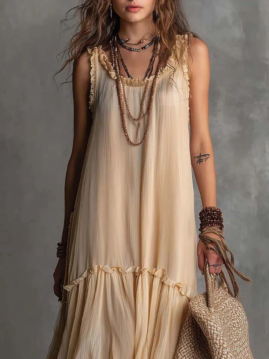 Vestido de chiffon boémio sem mangas, com decote redondo, gola com costas descobertas e folhos em camadas