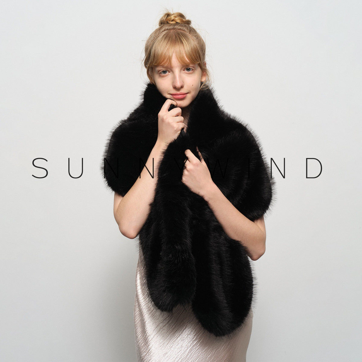 Stylish and elegant faux fur-collared shawl for evening party gowns.
