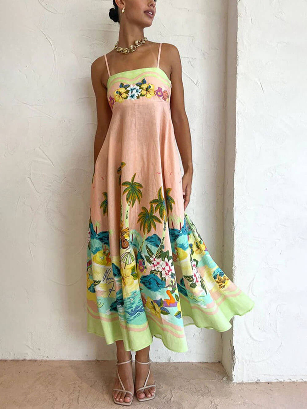 Vestido midi casual con estampado y tirantes